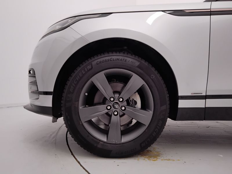 GuidiCar - LAND ROVER Range Rover Velar 2018 Velar 2.0 i4 R-Dynamic 240cv auto Usato